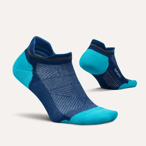 Feetures Elite Max Cushion No-Show Tab Socks - Image 2